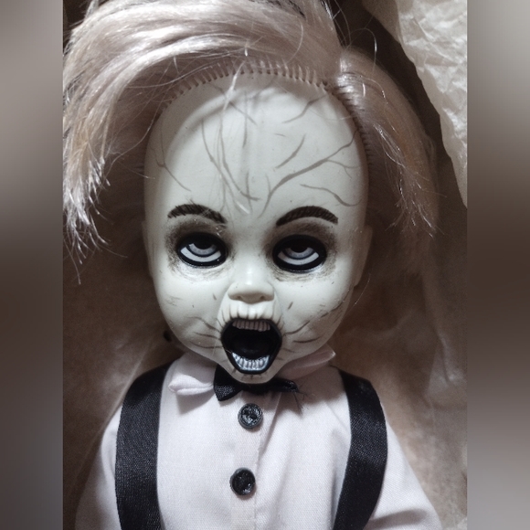 *VINTAGE* RARE Vincent Vaude Living Dead Doll like new - Picture 8 of 8